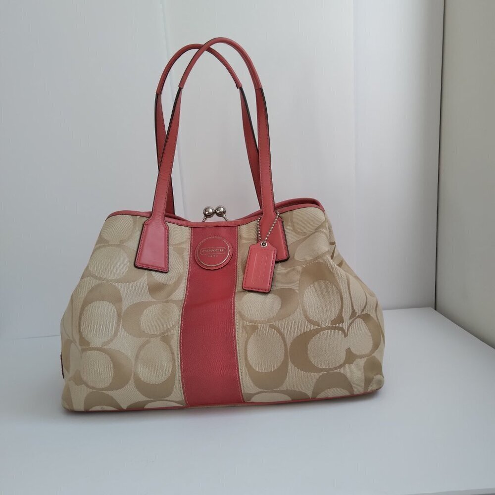 Coach Signature Stripe Kiss Lock Coral & Beige Frame Carryall Bag - Picture 14 of 14
